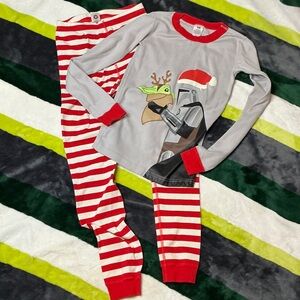 HANNA ANDERSON Star Wars Red and Gray Kids Pajama Set Size 12